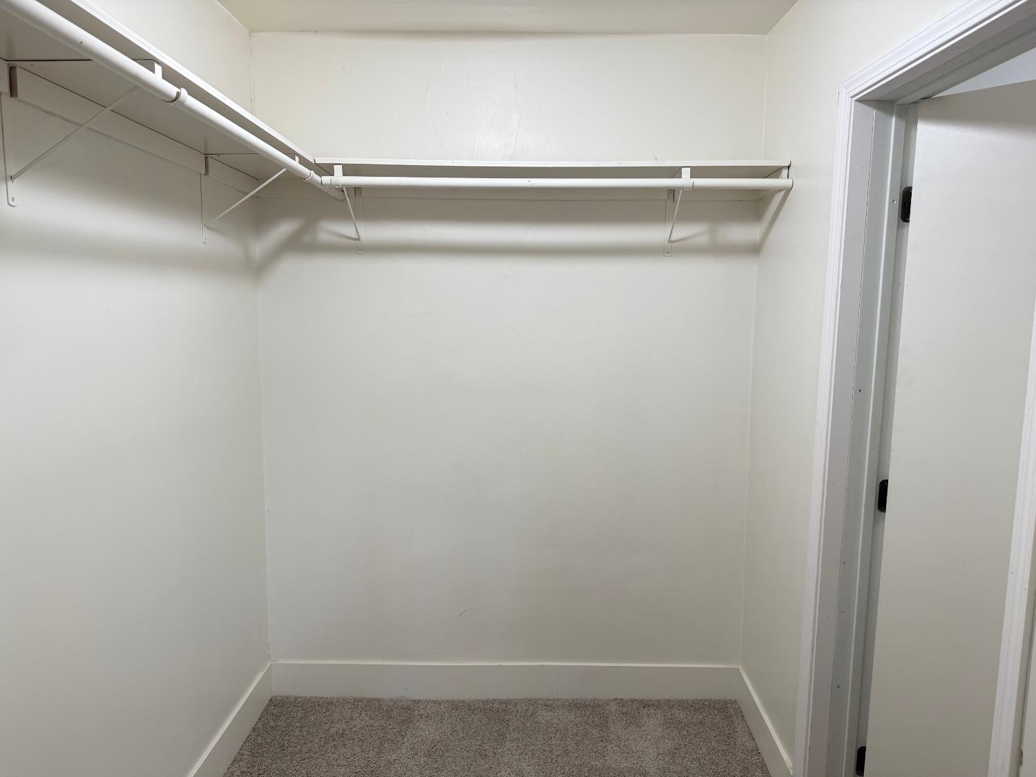 548 East Pleasant Street Coalinga, CA 93210 - Photo 17 of 18 a view of small space