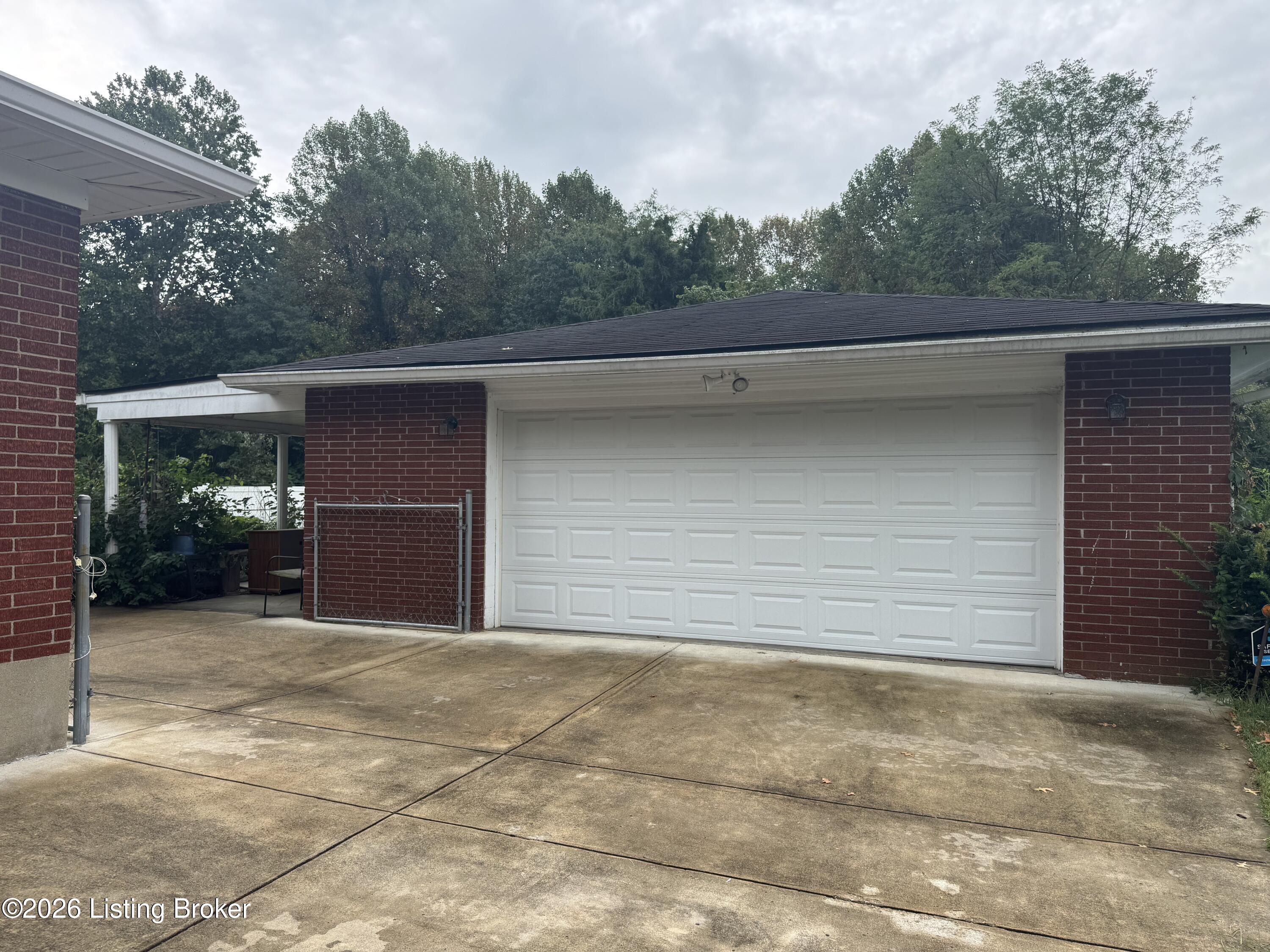 5522 Beth Road Louisville, KY 40219 - Photo 21 of 29 IMG_5056