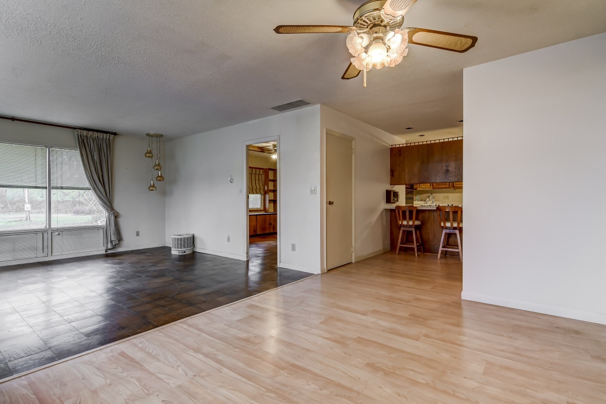 38 West Hazel Dell Lane Springfield, IL 62712 - Photo 19 of 48 Gallery Image 19