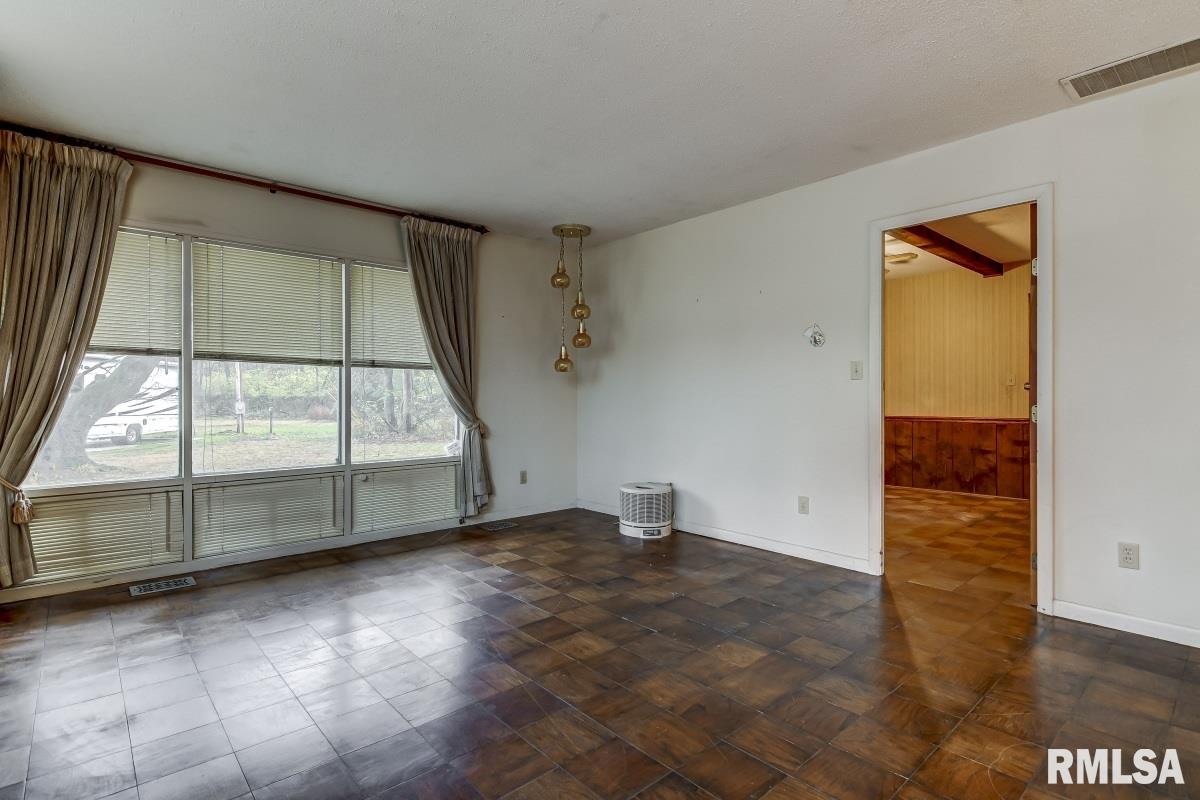 38 West Hazel Dell Lane Springfield, IL 62712 - Photo 20 of 48 Gallery Image 20