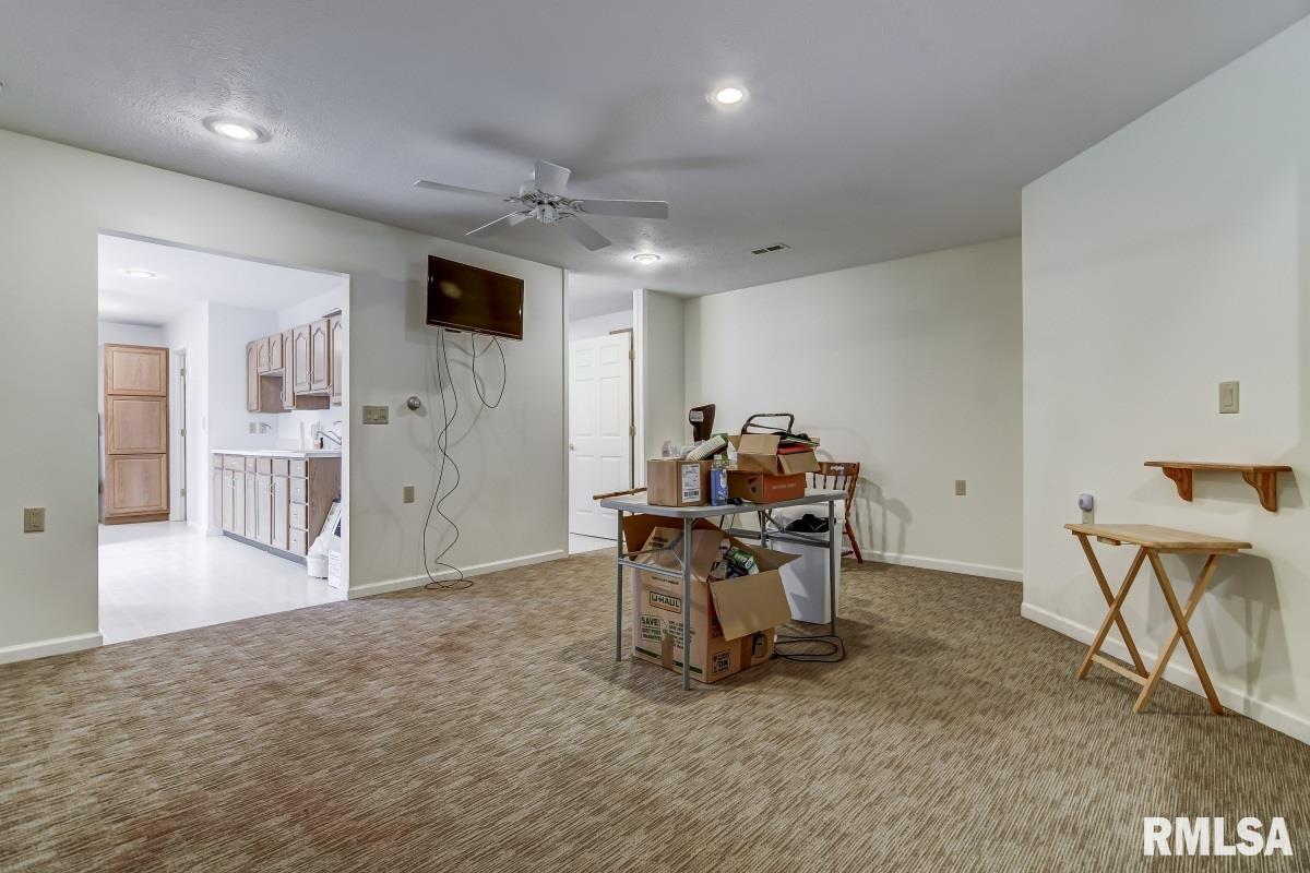 38 West Hazel Dell Lane Springfield, IL 62712 - Photo 36 of 48 Gallery Image 36