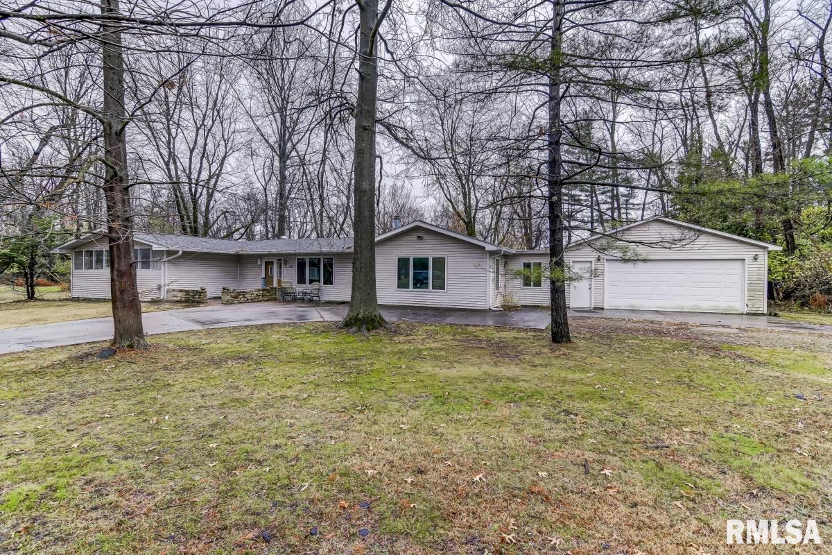 38 West Hazel Dell Lane Springfield, IL 62712 - Photo 4 of 48 Gallery Image 4