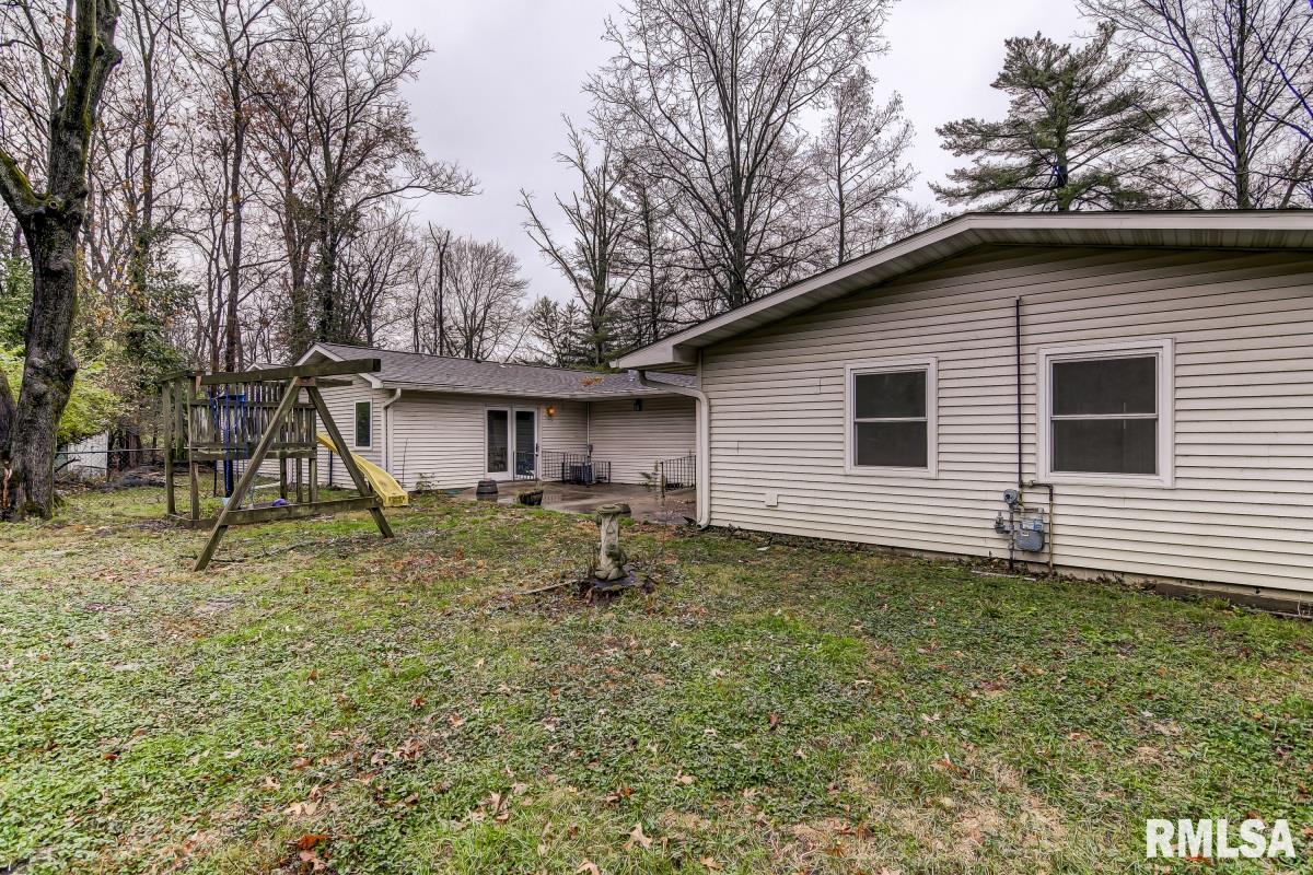 38 West Hazel Dell Lane Springfield, IL 62712 - Photo 45 of 48 Gallery Image 45