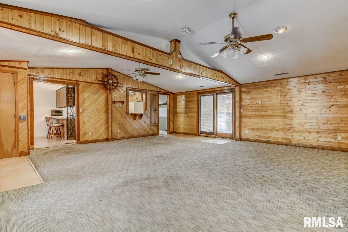 38 West Hazel Dell Lane Springfield, IL 62712 - Photo 9 of 48 Gallery Image 9