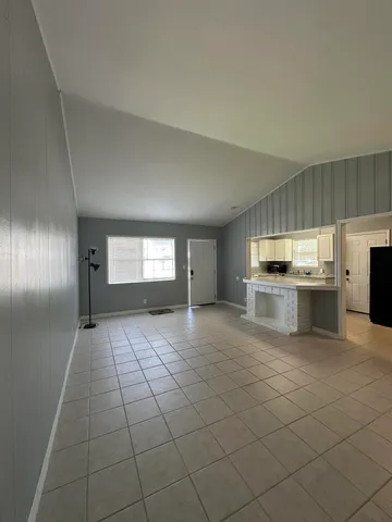 $1,425 | 936 Louisiana Avenue, Unit B, Sebastian, FL 32958