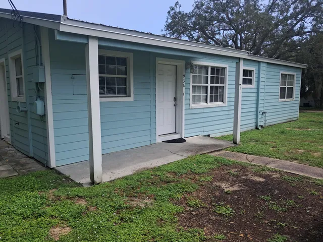 $1,425 | 936 Louisiana Avenue, Unit B, Sebastian, FL 32958