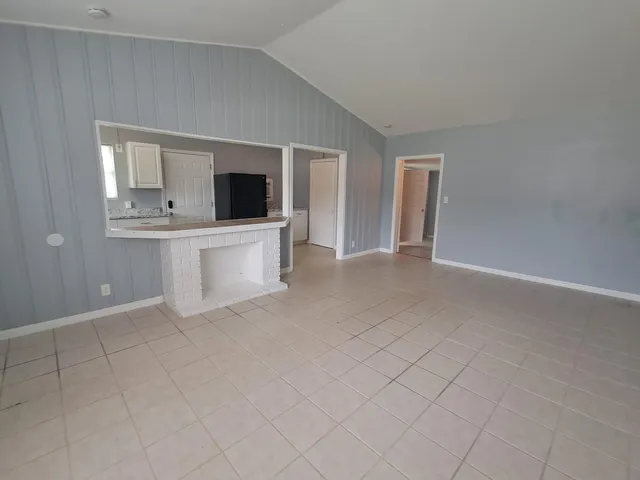 $1,425 | 936 Louisiana Avenue, Unit B, Sebastian, FL 32958