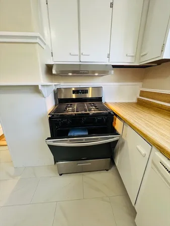 $3,900 | 24 Otis Street, Unit 2, Melrose, MA 02176