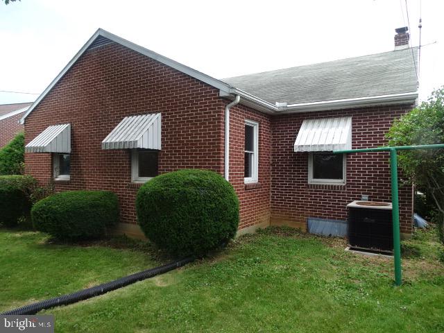 144 Highland Road Chambersburg, PA 17202 - Photo 3 of 37