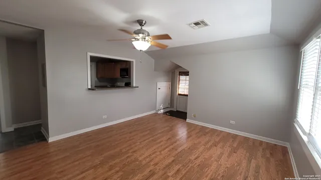 $1,100 | 113 Vitra Place, Unit 2, San Antonio, TX 78210