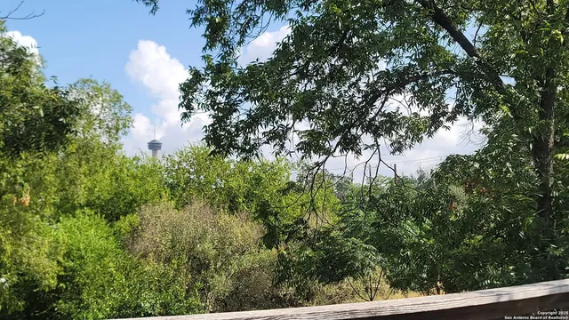 $1,100 | 113 Vitra Place, Unit 2, San Antonio, TX 78210