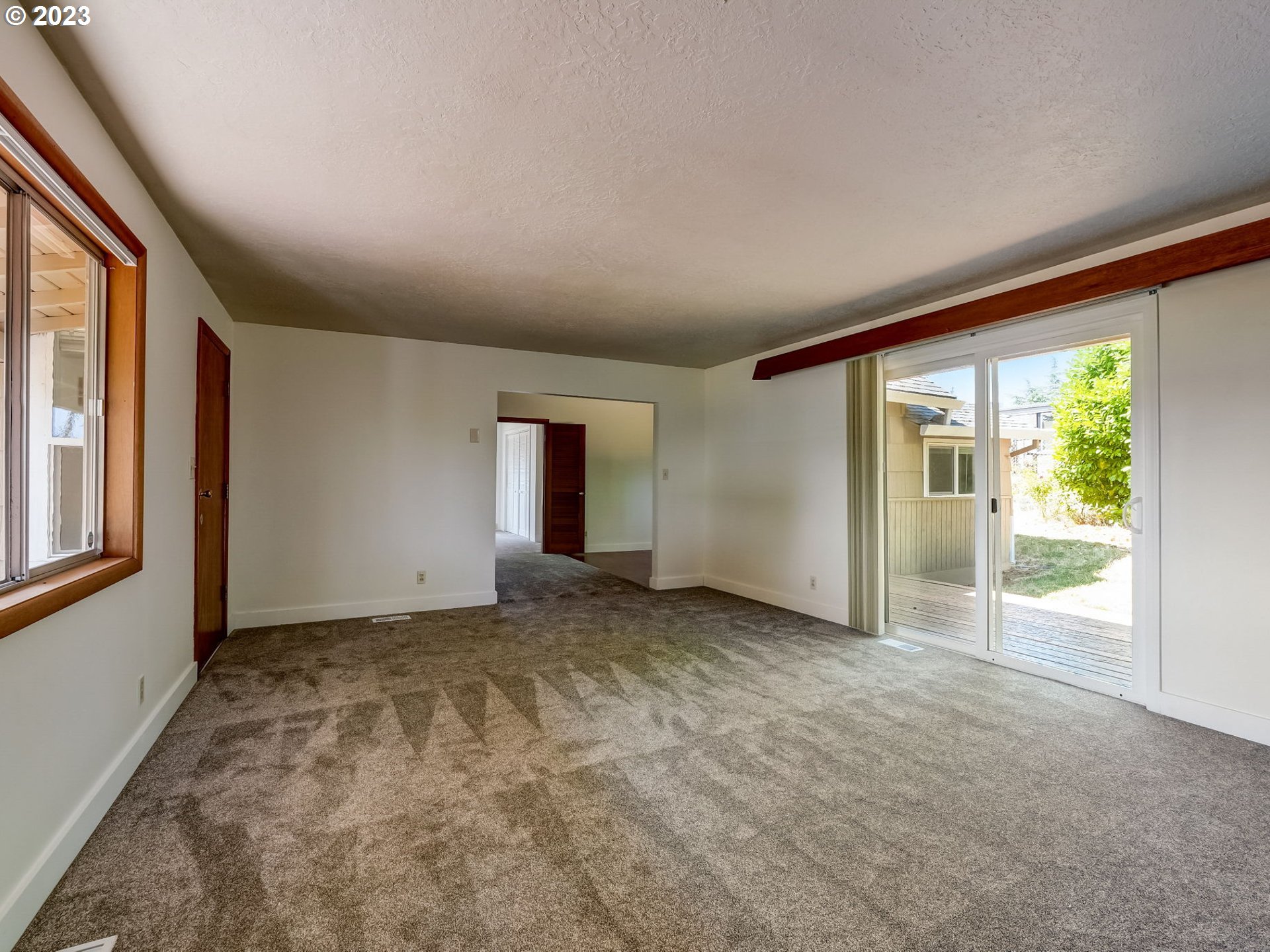 404 3rd Street Gaston, OR 97119 - Photo 6 of 40 Gallery Image 6