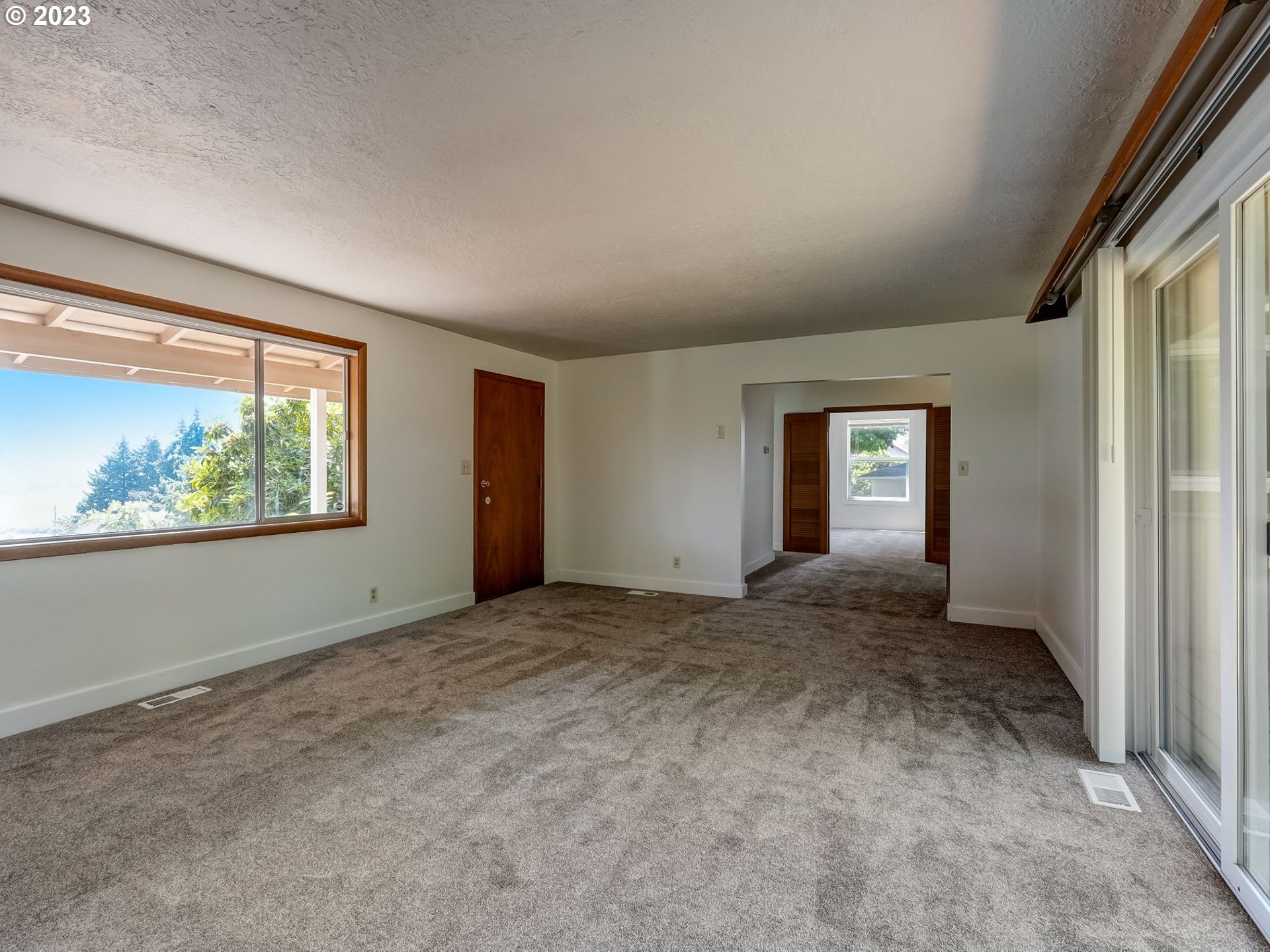 404 3rd Street Gaston, OR 97119 - Photo 7 of 40 Gallery Image 7