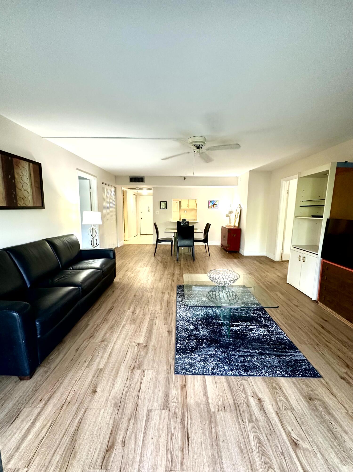 9235 Southwest 8th Street, Unit 114 Boca Raton, FL 33428 - Photo 4 of 24 Living Room