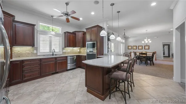 $798,500 | 403 Payne Stewart Court, Lake Ozark, MO 65049