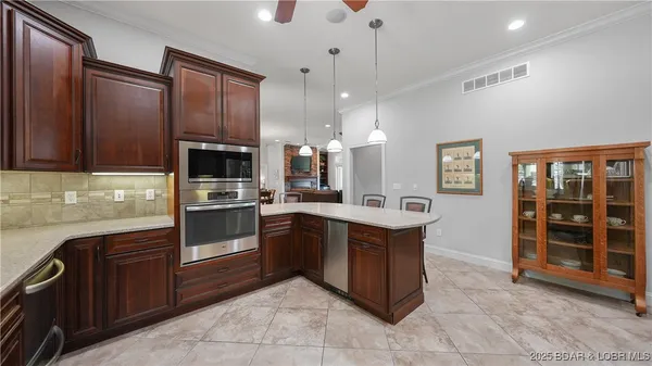 $798,500 | 403 Payne Stewart Court, Lake Ozark, MO 65049