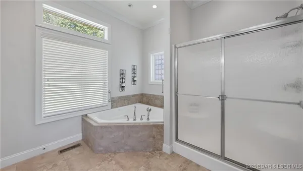 $798,500 | 403 Payne Stewart Court, Lake Ozark, MO 65049