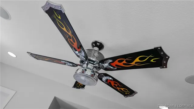 $798,500 | 403 Payne Stewart Court, Lake Ozark, MO 65049