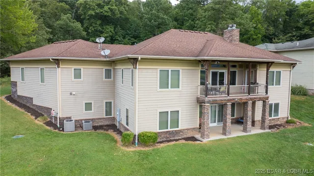 $798,500 | 403 Payne Stewart Court, Lake Ozark, MO 65049