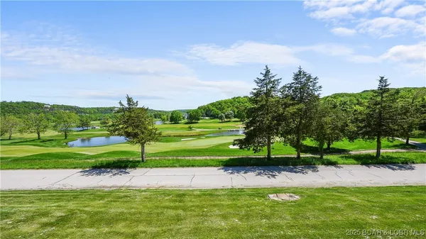 $798,500 | 403 Payne Stewart Court, Lake Ozark, MO 65049