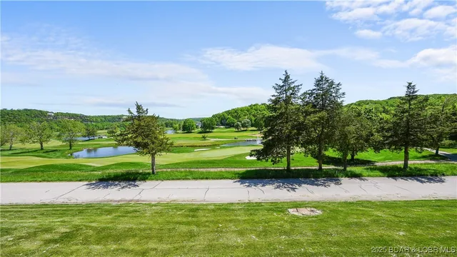 $798,500 | 403 Payne Stewart Court, Lake Ozark, MO 65049