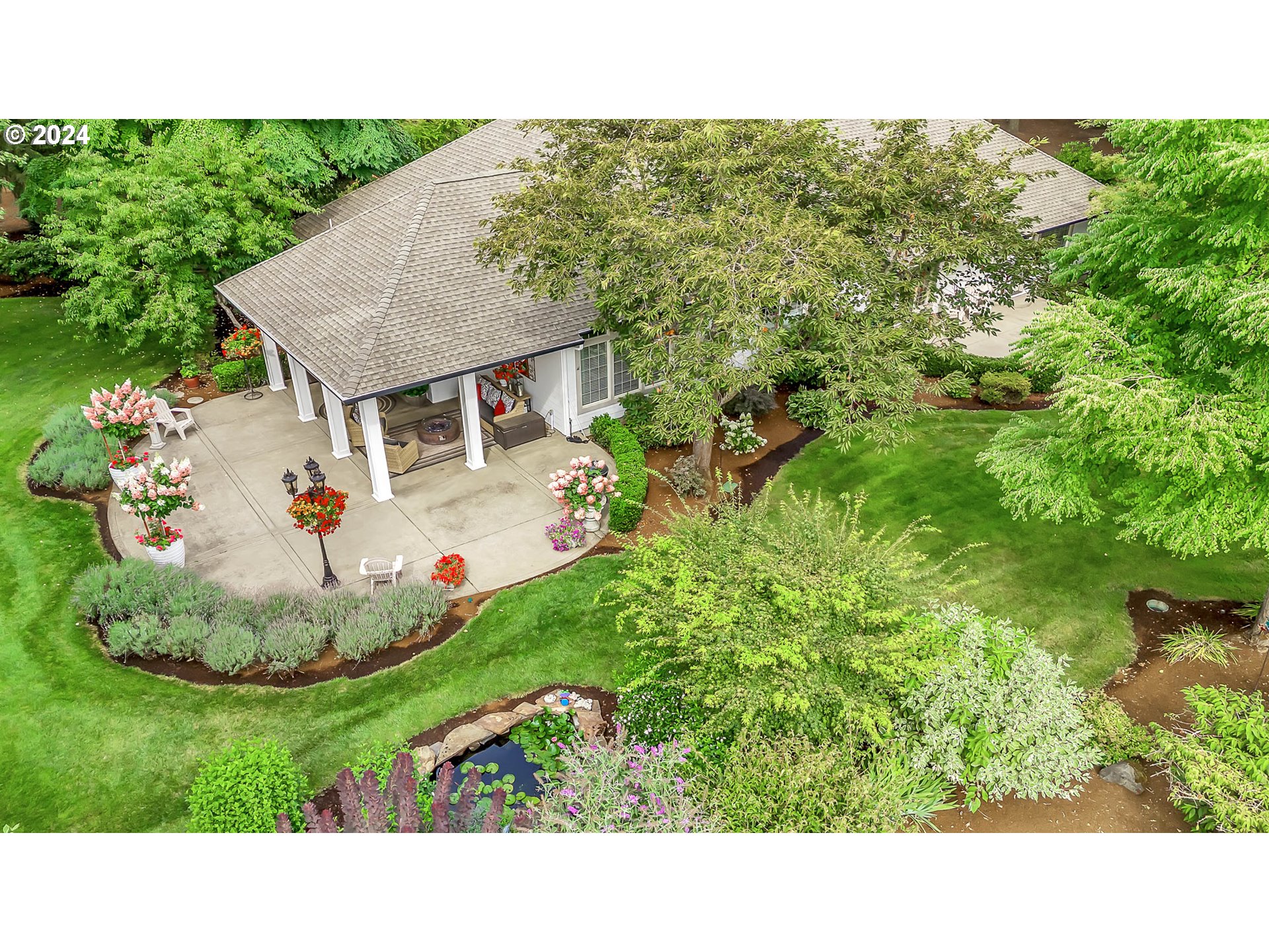 32043 Coburg Bottom Loop Road Eugene, OR 97408 - Photo 3 of 48 Gallery Image 3