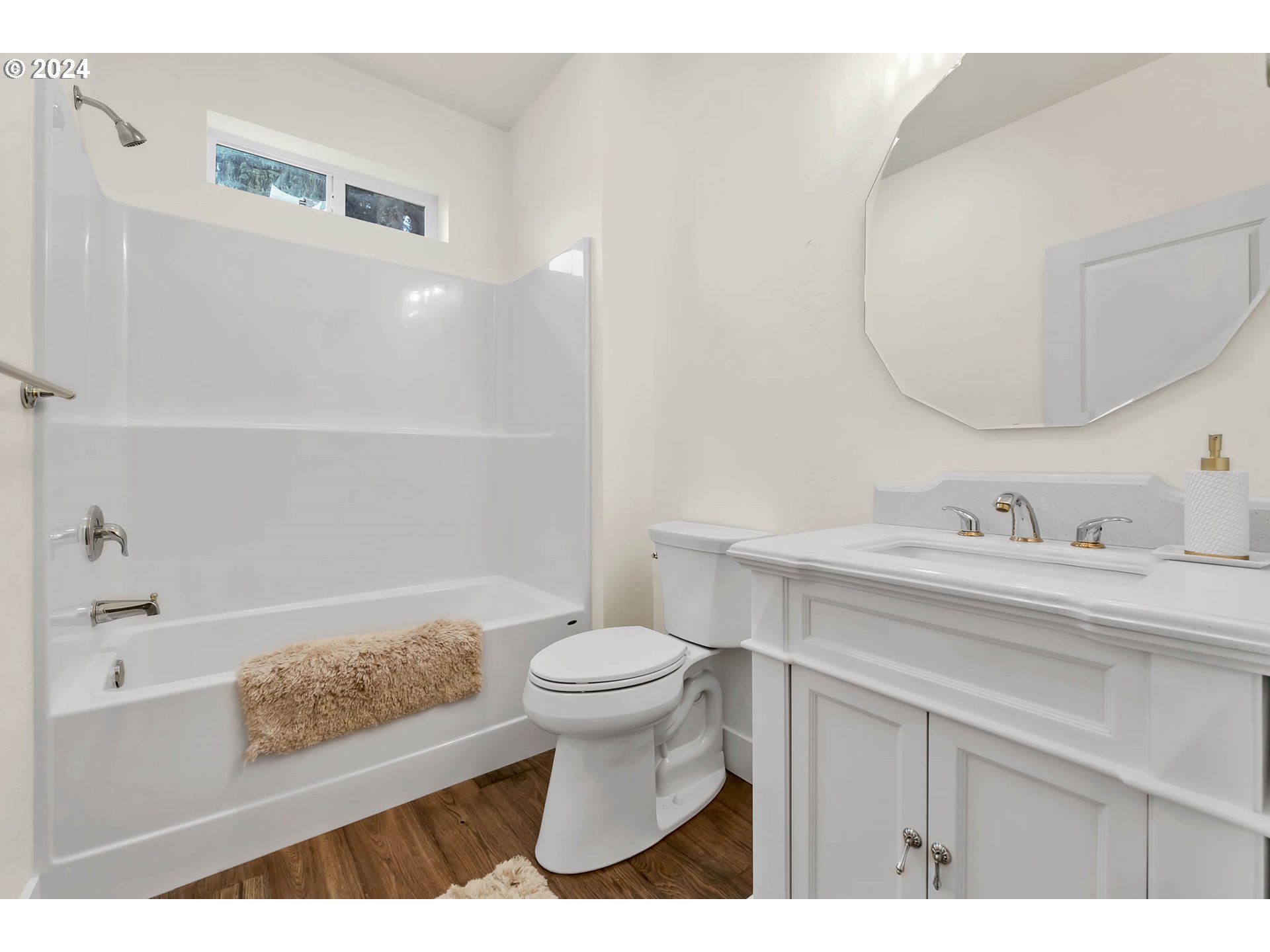 32043 Coburg Bottom Loop Road Eugene, OR 97408 - Photo 34 of 48 Gallery Image 34