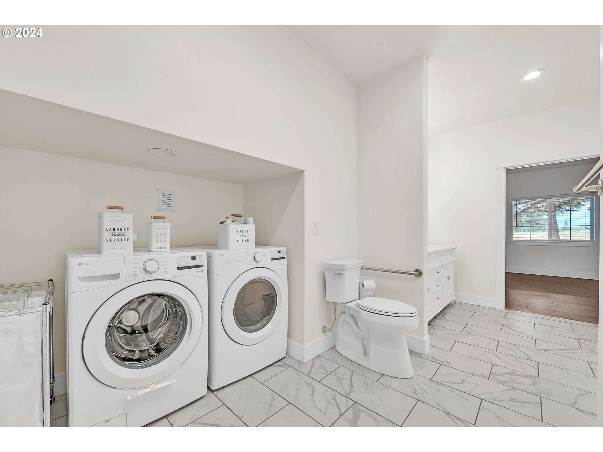32043 Coburg Bottom Loop Road Eugene, OR 97408 - Photo 38 of 48 Gallery Image 38