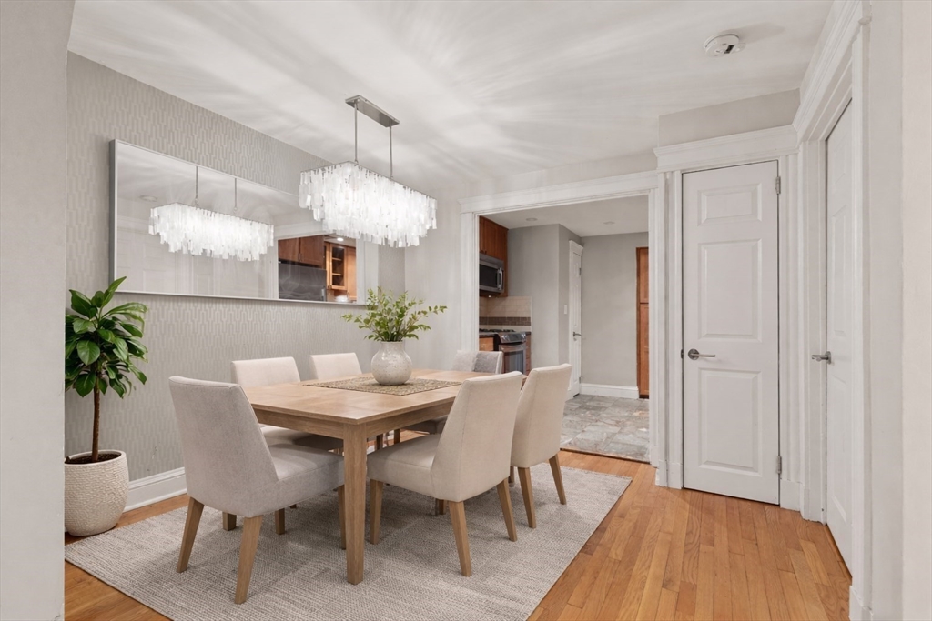 180 Commonwealth Avenue, Unit B Boston, MA 02116 - Photo 2 of 15