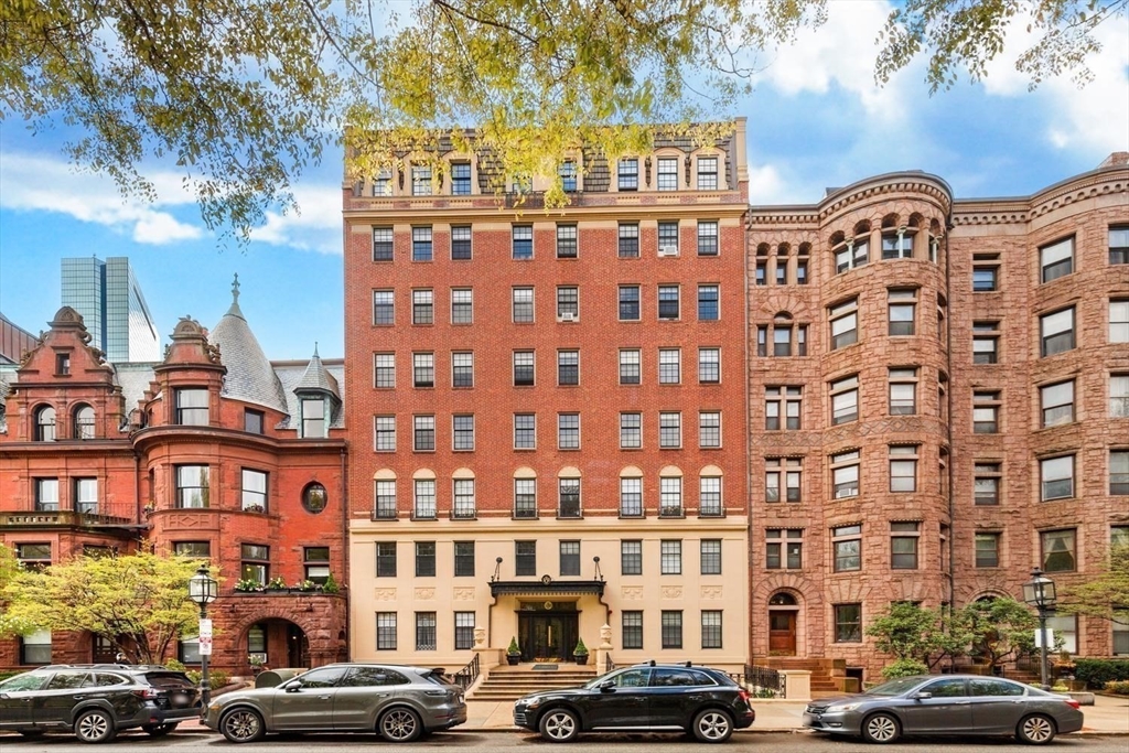 180 Commonwealth Avenue, Unit B Boston, MA 02116 - Photo 10 of 15