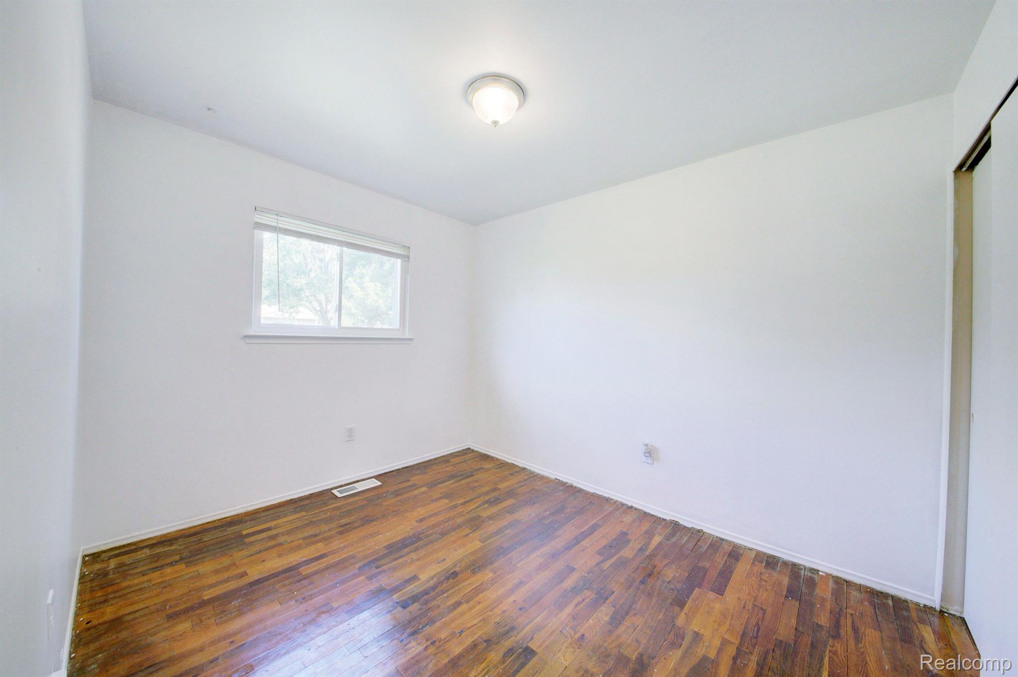 2350 Ravinewood Ypsilanti, MI 48198 - Photo 41 of 59 Gallery Image 41