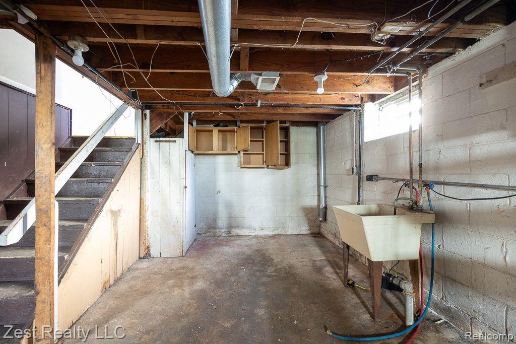 1421 Helen Street Inkster, MI 48141 - Photo 18 of 25