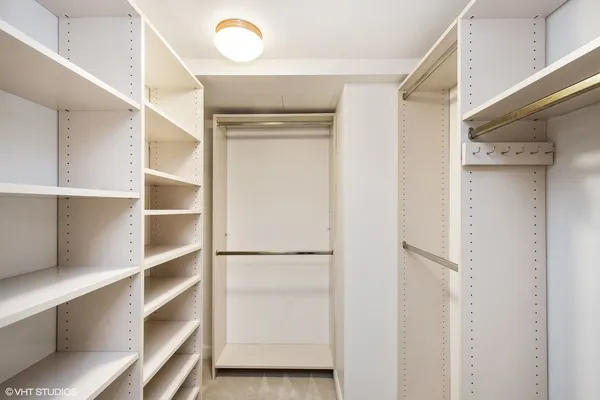 $5,995 | 161 East Chicago Avenue, Unit 31E, Chicago, IL 60611