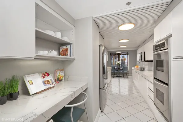 $5,995 | 161 East Chicago Avenue, Unit 31E, Chicago, IL 60611