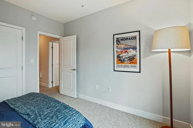 $1,030,000 | 1811 14th Street North, Unit C104, Arlington, VA 22209