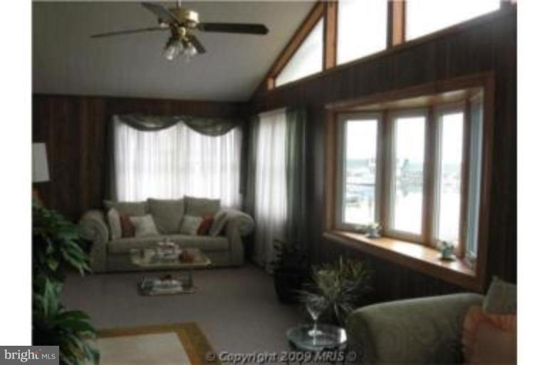 21685 Joe Hazel Road Leonardtown, MD 20650 - Photo 10 of 25 Solarium