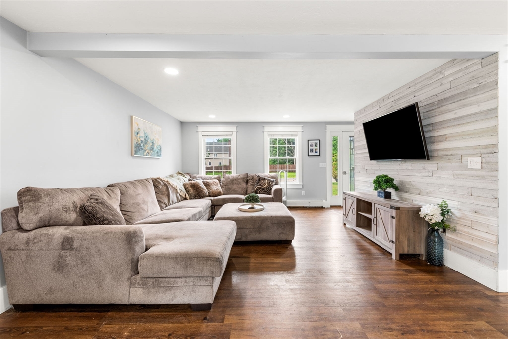 311 Great Road Shirley, MA 01464 - Photo 8 of 30