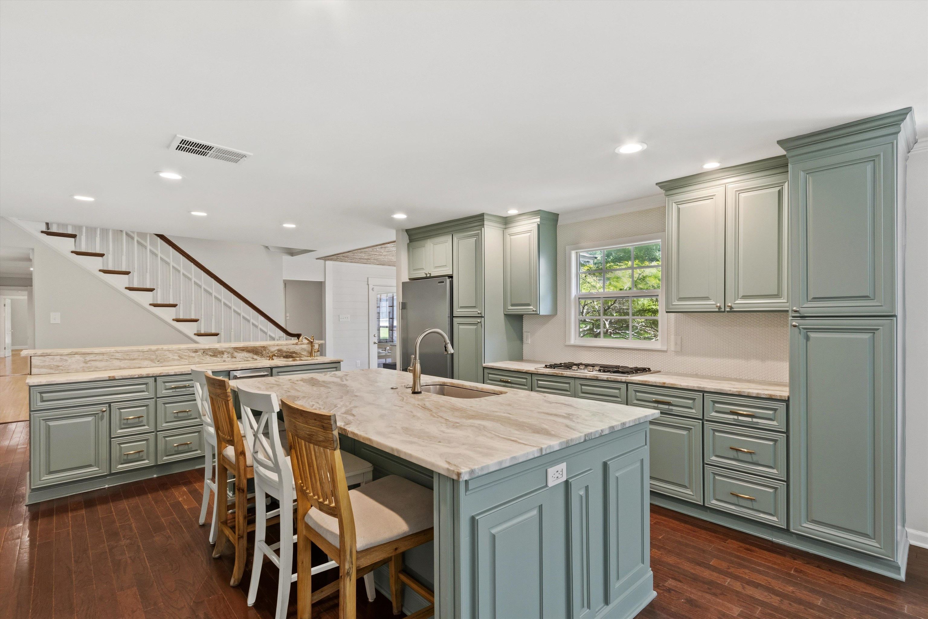322 North Rose Road Memphis, TN 38117 - Photo 12 of 40 Gallery Image 12