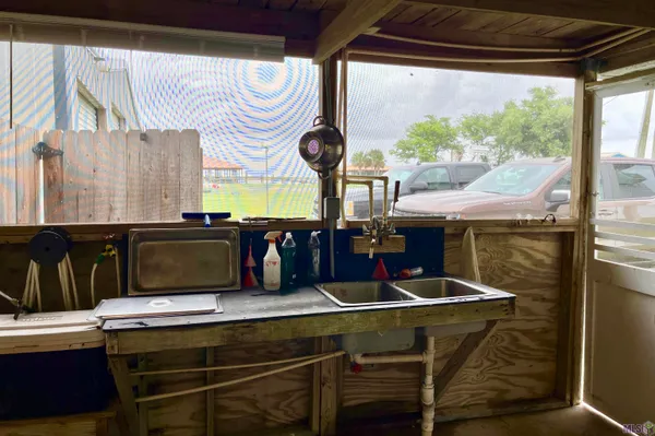 $123,256 | 135 Drounett Lane, Hackberry, LA 70645