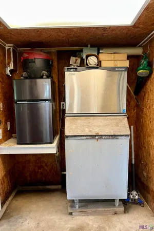 $123,256 | 135 Drounett Lane, Hackberry, LA 70645