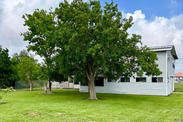 $123,256 | 135 Drounett Lane, Hackberry, LA 70645