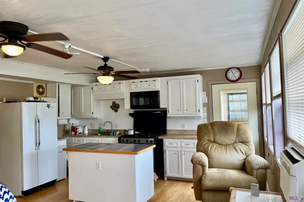 $123,256 | 135 Drounett Lane, Hackberry, LA 70645