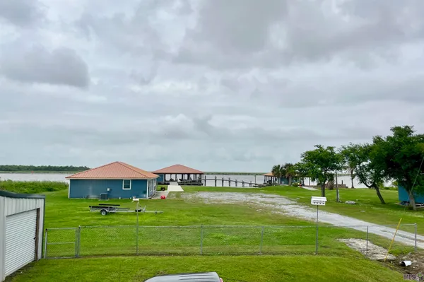 $123,256 | 135 Drounett Lane, Hackberry, LA 70645