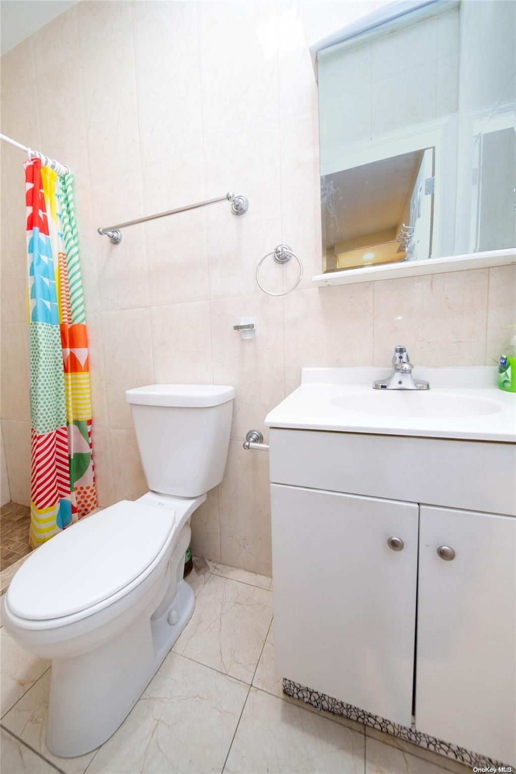 73-45 Utopia Parkway Queens, NY 11366 - Photo 28 of 35