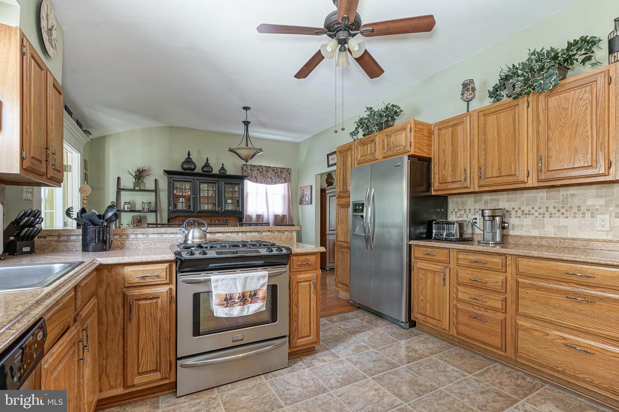 100 Oakmont Road Mount Laurel, NJ 08054 - Photo 6 of 34 Gallery Image 6