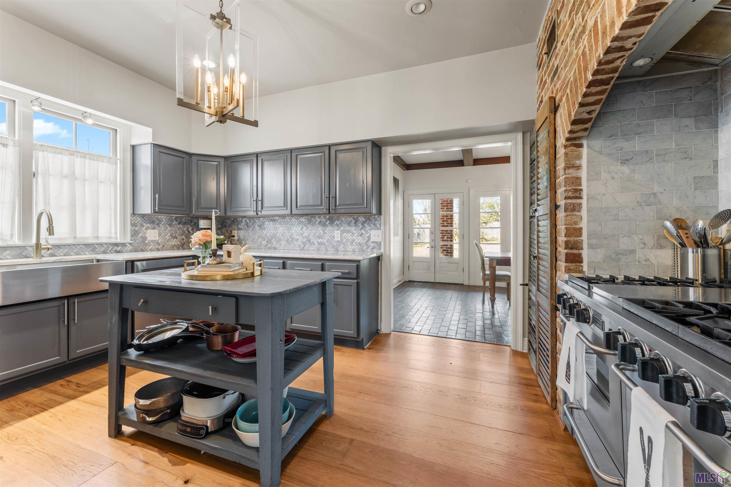 3100 Fairway Drive Baton Rouge, LA 70809 - Photo 11 of 47