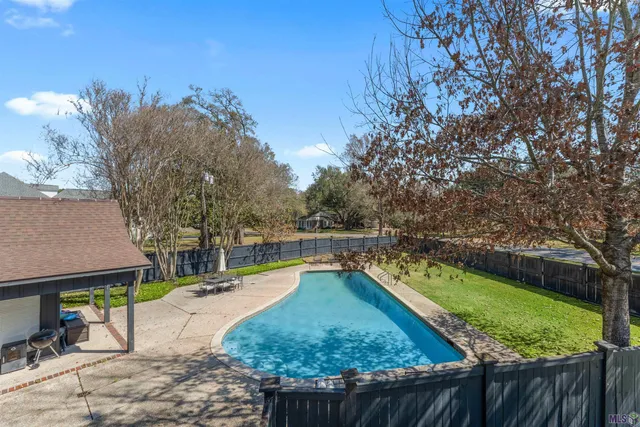 $899,900 | 3100 Fairway Drive, Baton Rouge, LA 70809