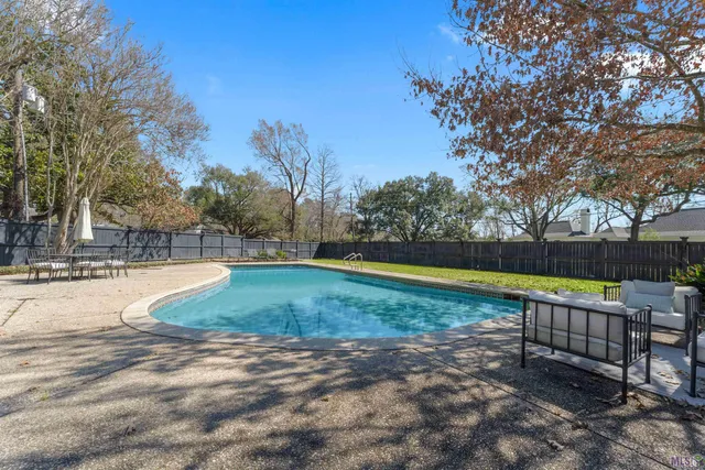 $899,900 | 3100 Fairway Drive, Baton Rouge, LA 70809
