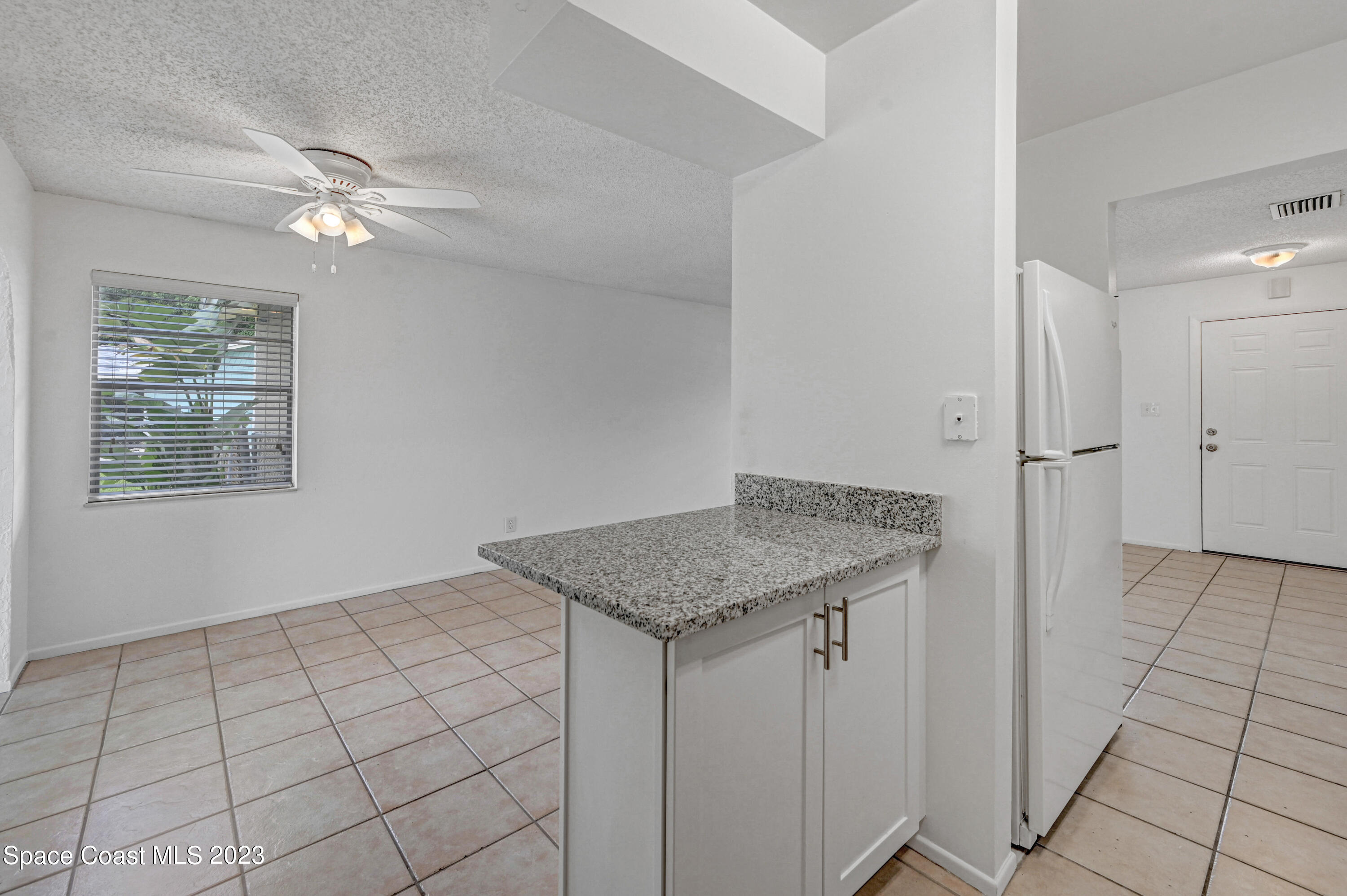 2781 Hereford Road Melbourne, FL 32935 - Photo 15 of 33 a view of a kitchen cabinets a sink and dishwasher
