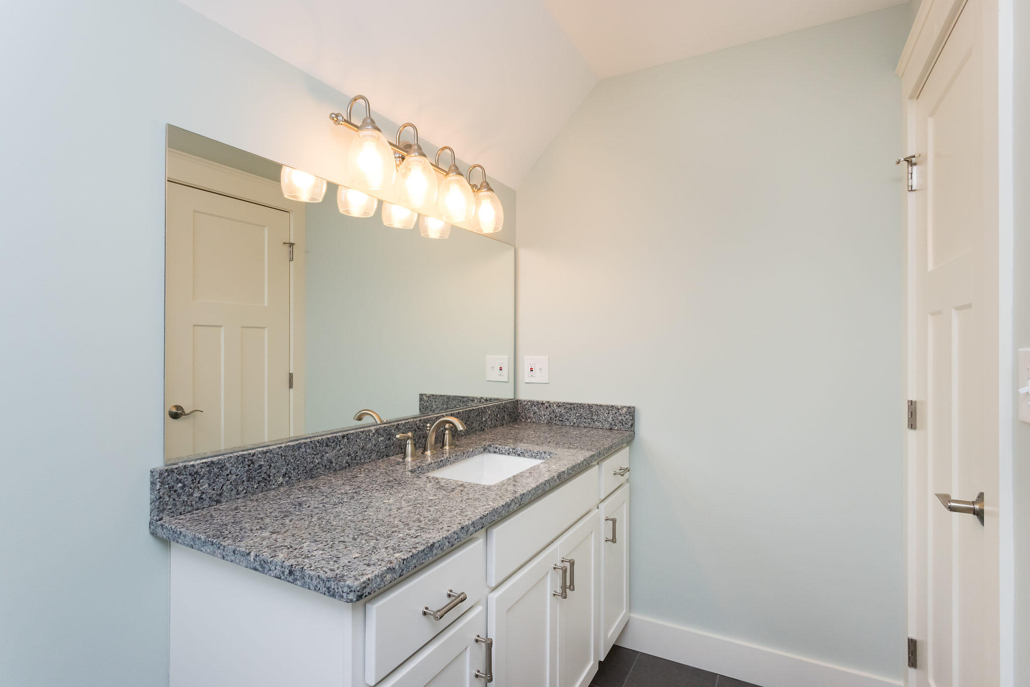 21 Hiltons Run, Unit 21 Kittery Point, ME 03905 - Photo 26 of 34 2019_04_04 21HiltonsRun-039-SMALL